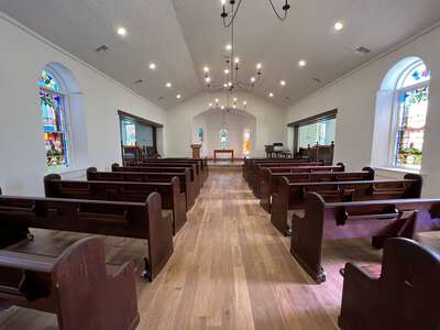 Cross Tracks Church Chapel in Liberty Hill