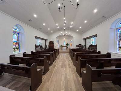 Cross Tracks Church Chapel in Liberty Hill