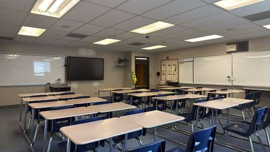 Rock Springs Junior High School Classroom Standard in Rock Springs 3