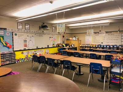 Neil Armstrong Elementary School Classroom Standard in San Ramon