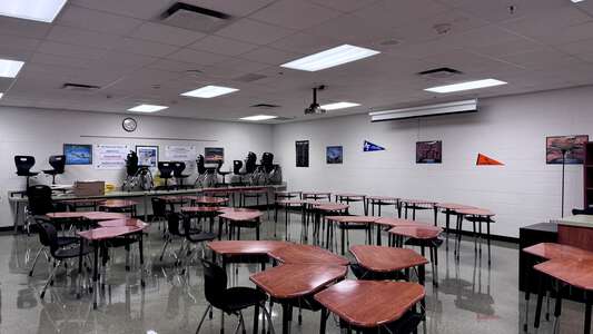 Davis Ninth Grade School Classroom Standard in Houston