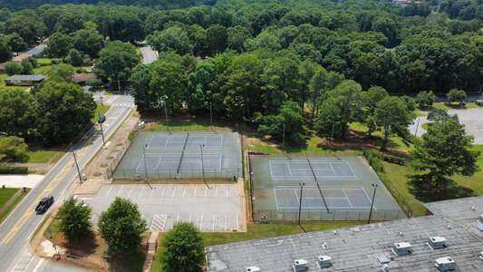 Babb Middle School Tennis Courts in Forest Park 2
