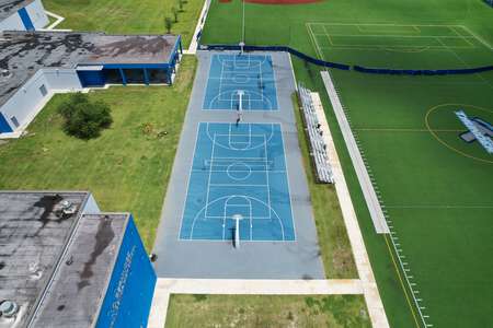 J.C.Bermudez Doral Senior High School Outdoor Basketball Courts in Doral