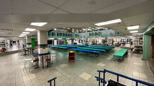 Montwood High School Cafeteria in El Paso 4