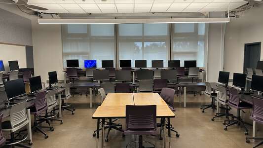 Piedmont High  Room ST-127 - Computer Lab in Piedmont