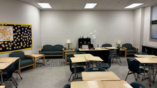 Virginia Beach Middle School Classroom Standard in Virginia Beach