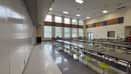 Grove Park Elementary School Cafeteria in Charlotte 4