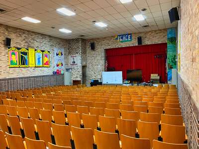 Ridgetop Elementary School Auditorium in Austin