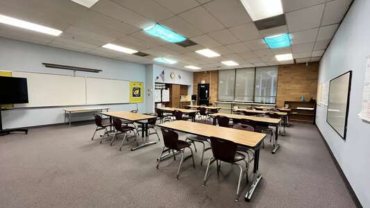 Hiteon Elementary School Room C100 - Conference Room in Beaverton 2