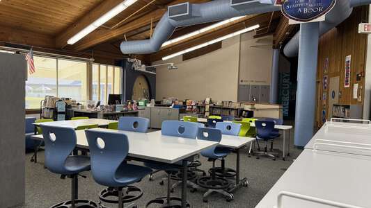 Culverdale Elementary School Library in Irvine