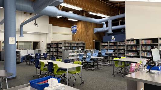 Culverdale Elementary School Library in Irvine