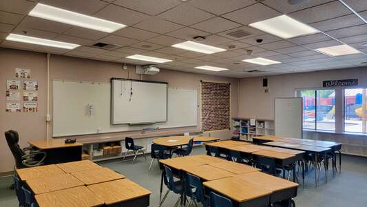 Temecula Elementary School Classroom Standard in Temecula