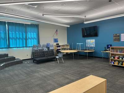 Hillsdale Elementary School Library in Meridian