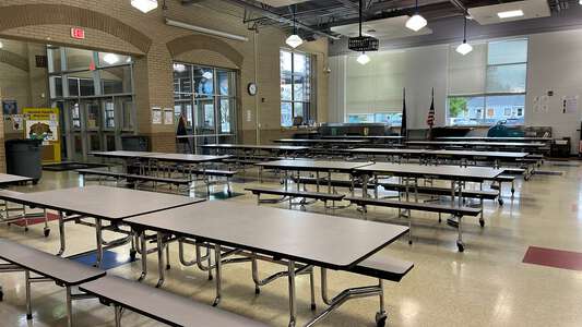 Spaght Science and Communications Magnet Elementary School Cafeteria in Wichita 3