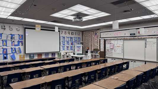 Northwood Elementary School Classroom Standard in Irvine