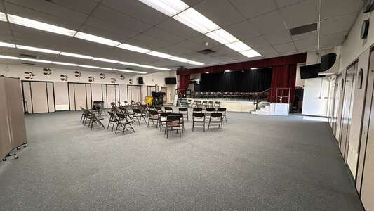 Grapevine Elementary School Multi Purpose Room in Vista 3