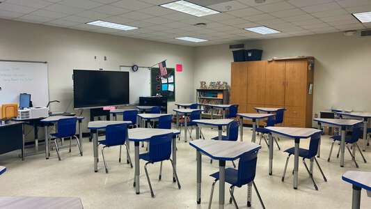 LaBelle Aire Elementary School Classroom Standard in Baton Rouge