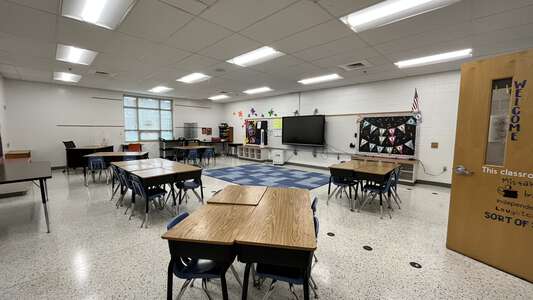 Woodstock Elementary School Classroom Standard in Virginia Beach