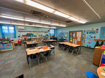 Sierra Vista Elementary School Classroom Standard in Albuquerque 2