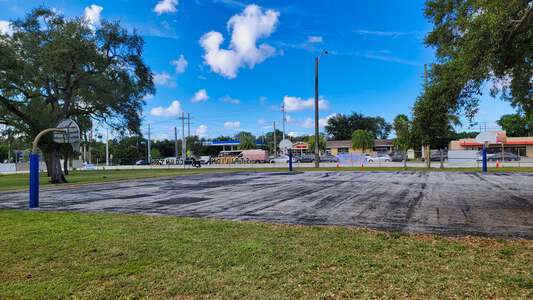 Stirling Elementary School Outdoor Basketball Courts - North in Hollywood