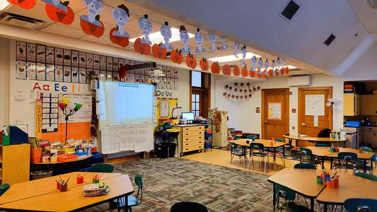 APS International High School Classroom Standard in Albuquerque 2