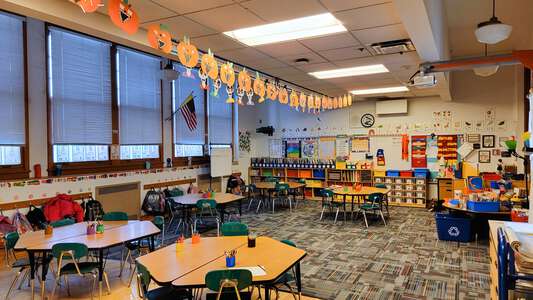 APS International High School Classroom Standard in Albuquerque 3