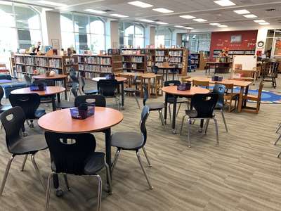 Lakeview Elementary School (NISD) Library in Trophy Club