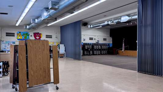 Torrey Pines Elementary School Multi-Purpose Room - B – Café in San Diego