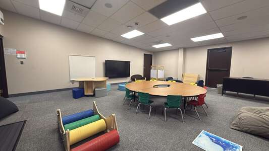 Overland Elementary Early Childhood Education Center Classroom Standard in Rock Springs 3
