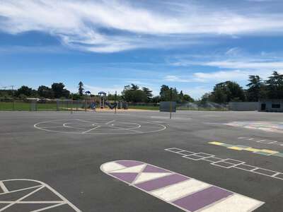 Everett Elementary School Outdoor Basketball Courts in Modesto