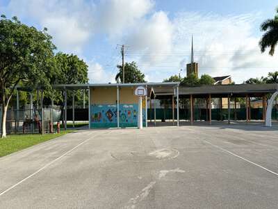 Henry M. Flagler Elementary School Outdoor Basketball Courts in Miami 3