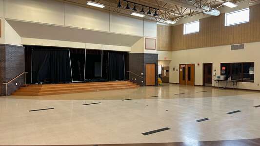 Elsa England Elementary School Cafeteria in Austin