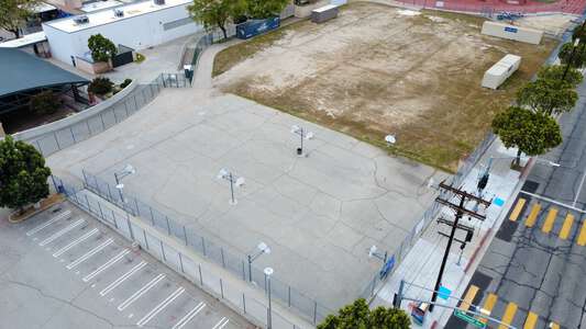 Burbank High School Outdoor Basketball Courts in Burbank 3