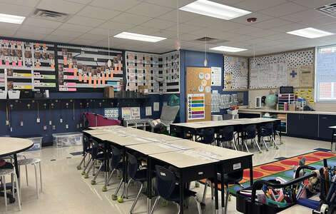 Achziger Elementary School Classroom Standard in Mesquite