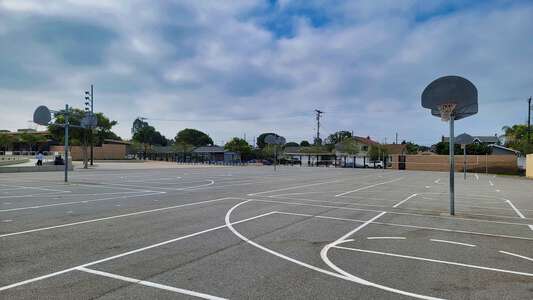 J H Hull Middle School Outdoor Basketball Courts in Torrance