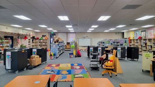 Temecula Elementary School Library in Temecula