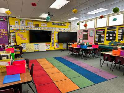 Ewing Elementary School Classroom Standard in Fresno