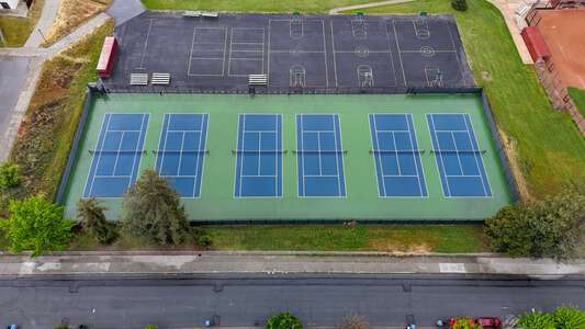Piedmont Hills High School  Tennis Courts in San Jose 2