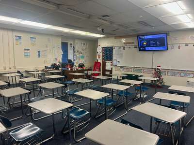 Washington High School Classroom Standard in Pensacola