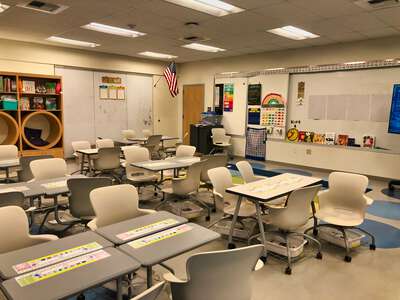 Washington Elementary School Classroom Standard in Sacramento