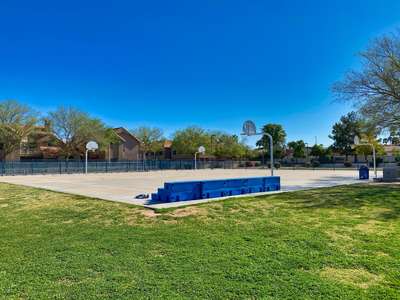 Val Vista Lakes Elementary School Outdoor Basketball Courts in Gilbert
