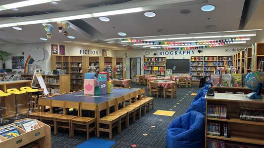 Newtown Elementary School Media Center in Virginia Beach 2