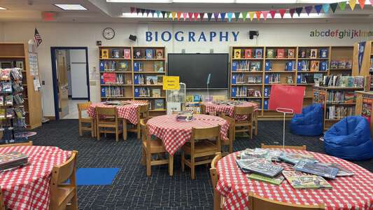 Newtown Elementary School Media Center in Virginia Beach 5