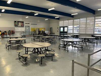 Hogan Middle School Cafeteria in Vallejo 5