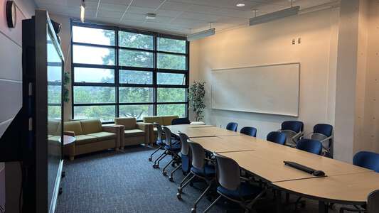 Merritt College Room R112 - Conference Room in Oakland