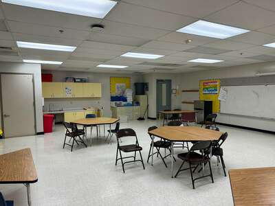Challenger Elementary School Classroom Standard in Tamarac