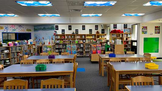 Ocean Lakes Elementary School Library in Virginia Beach 3