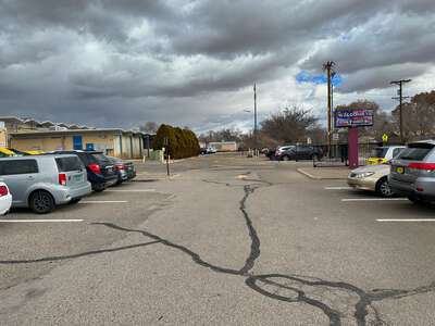 Los Padillas Elementary School Parking Lot - East in Albuquerque 2