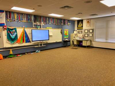 Bay Meadows Elementary School Classroom Standard in Orlando