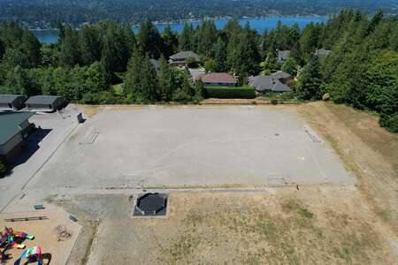 Elizabeth Blackwell Elementary School Field - Practice in Sammamish